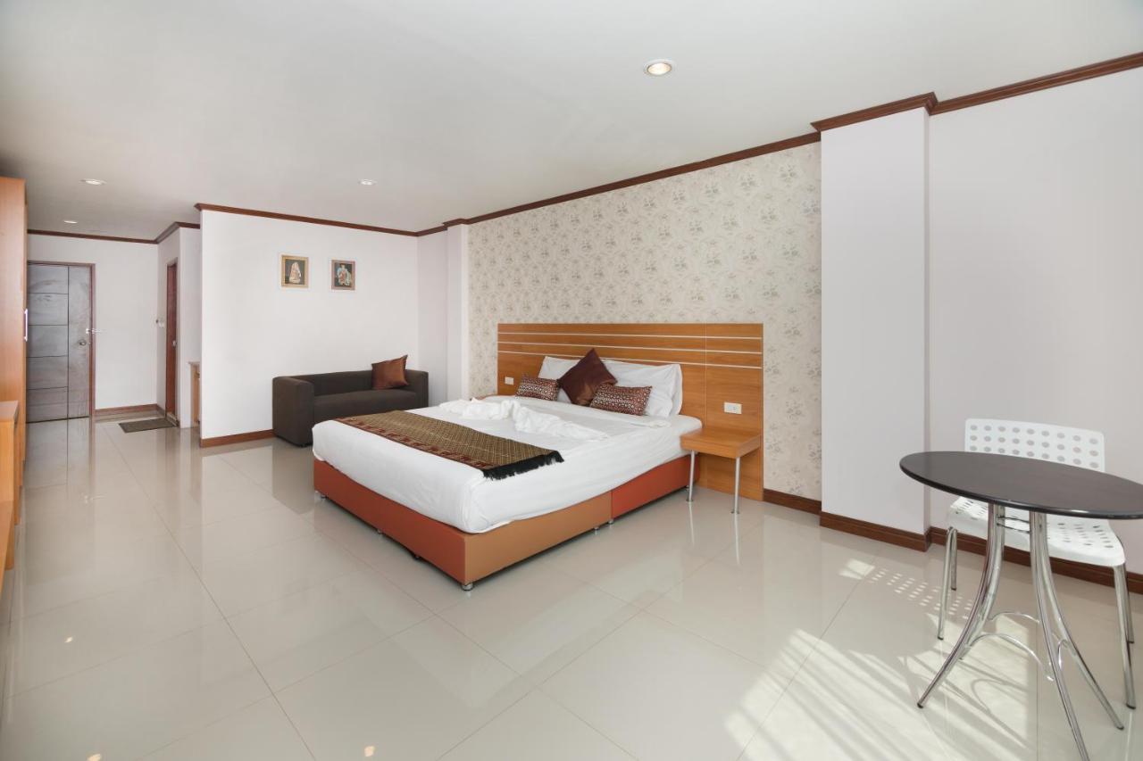 Regenta Central Residency Pattaya Exterior foto